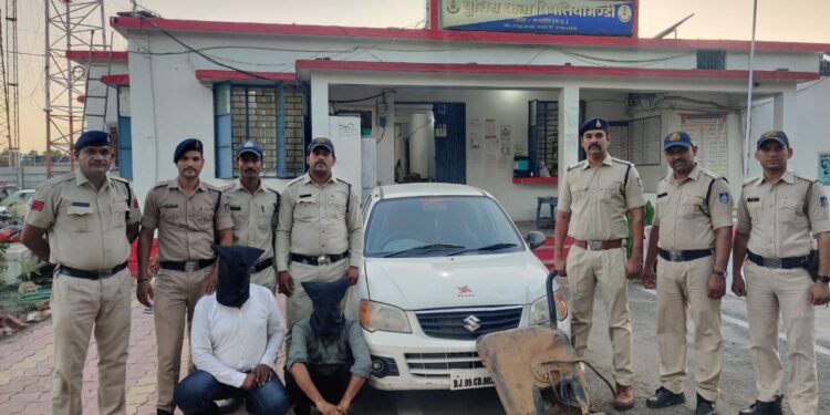पन्द्रह किलोग्राम अवैध मादक पदार्थ अफीम सहित दो आरोपी पुलिस की गिरफ्त में |