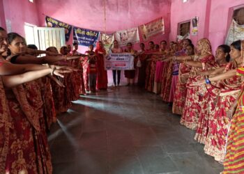 मतदाता जागरूकता अभियान के अंतर्गत दिलाई शपथ !