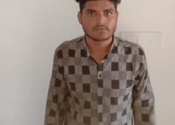 कृषि उपज मण्डी 03 कटटे मैथीदाना चोरी मे दो आरोपी तथा अवैध शराब का परिवहन करते एक आरोपी को गिरफ्तार करने में बघाना पुलिस को मिली सफलता।