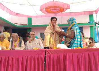 जिला पंचायत सदस्य श्रीमती संध्या कुशवाहा के मुख्य आतिथ्य में शपथ ग्रहण