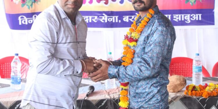 जय सरदार पाटीदार समाज के नव नियक्ति पदाधिकारियों का आयोजन किया गया।