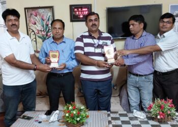 हार्टफुलनेस आनंद क्लब झाबुआ के द्वारा तनाव मुक्ति हेतु ध्यान का निःशुल्क अभ्यास करवाया गया।