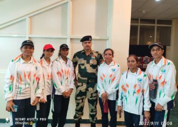 झाबुआ जिले की बालिकाओं ने अंतरराष्ट्रीय सीमाओं का भ्रमण कराया गया।