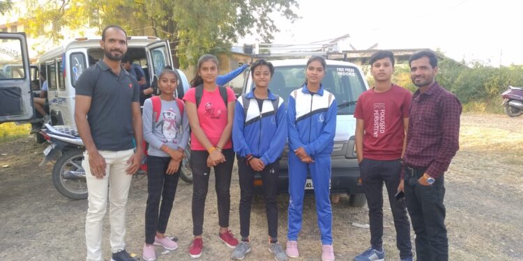 जिला स्तरीय एथलेटिक्स प्रतियोगिता में चमके आलोट के खिलाड़ी