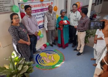 राष्ट्रीय नवजात शिशु सप्ताह 21 नवम्बर से 27 नवम्बर का शुभारंभ झाबुआ जिला चिकित्सालय में आयोजित किया गया।