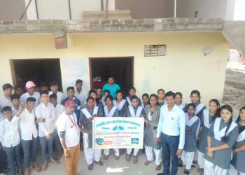 व्यवसायिक शिक्षा अंतर्गत आईटी के छात्रों को पोस्ट ऑफिस झकनावदा का भ्रमण कराया गया।