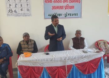 आत्मरक्षा के गुर विद्यार्थियों को सिखाएं