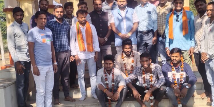 भाजपा युवा मोर्चा द्वारा विधानसभा युवा सम्मेलन को लेकर आज देवझिरी मंडल मे बैठक आयोजित की गई।
