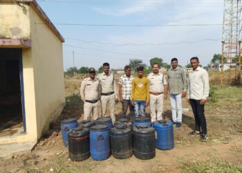 चौकी सारंगी, थाना पेटलावद पुलिस की फिर से बडी कार्यवाही, 475 लीटर शराब को किया जप्त |