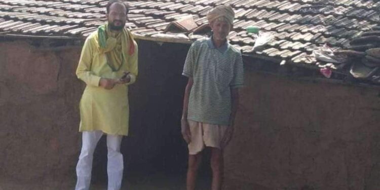 लोकतंत्र की सुखद तस्वीर यह भी, माँ मजदूरी पर गई थी , बेटा बन गया विधायक |