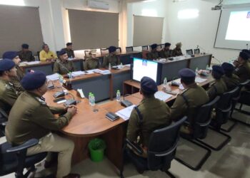 मंदसौर: पुलिस अधिकारियों ने वार्षिक निरीक्षण और अपराध समीक्षा की बैठक आयोजित की |