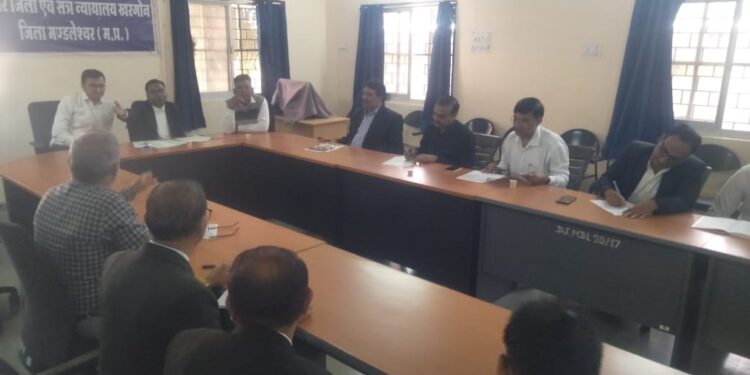 नेशनल लोक अदालत दिनांक 09.03.2024 में क्लेम संबंधी प्रकरणों के निराकरण हेतु बैठक आयोजित |